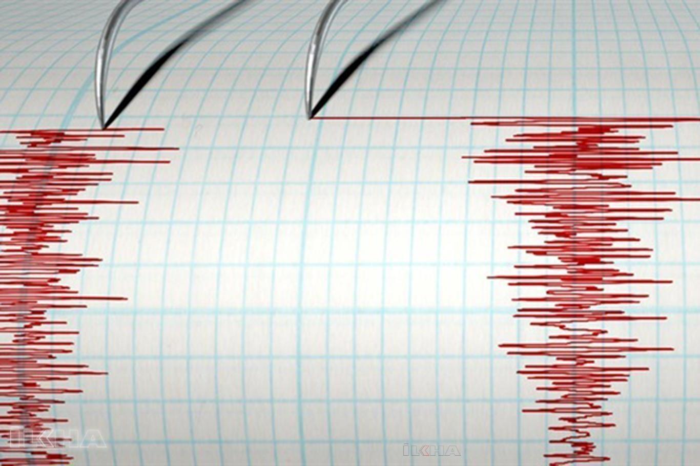 Filipinler'de 6,5 büyüklüğünde deprem Filipinler'de 6,5 büyüklüğünde deprem